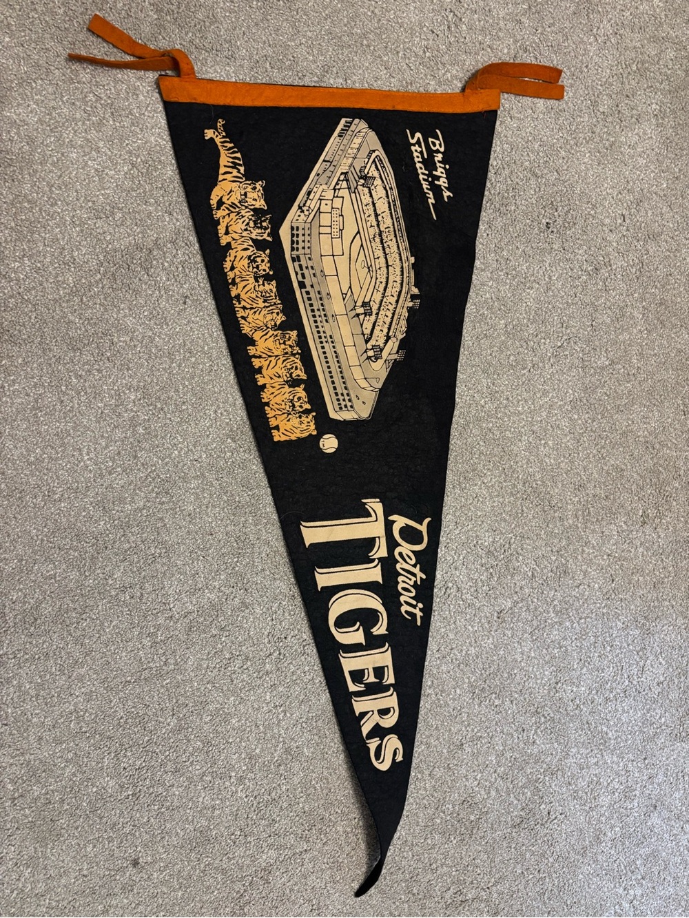 Detroit Tigers Briggs Stadium Vintage Pennant - Black & Orange